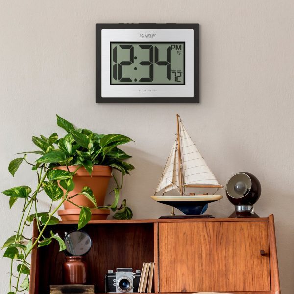 513-1422S Atomic Digital Wall Clock with Indoor Temp Cheap - Image 4